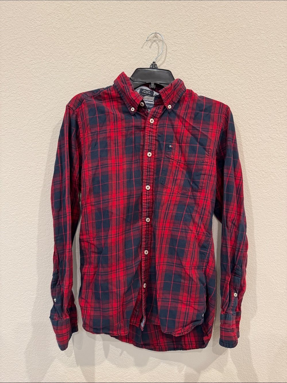 Tommy Hilfiger Red & Navy Plaid Button-Down Shirt, size S/P